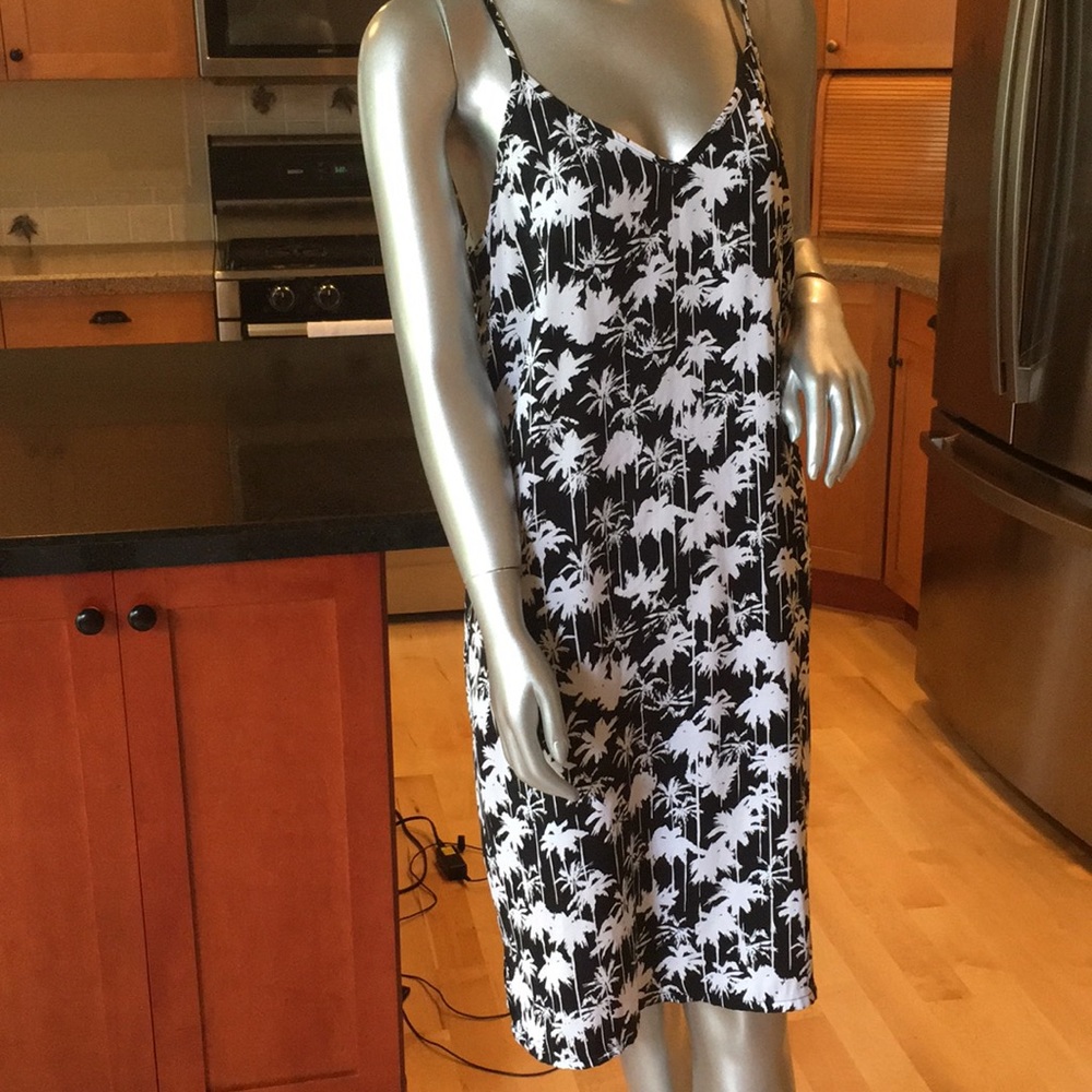 Trouve palm tree 🌴 print dress